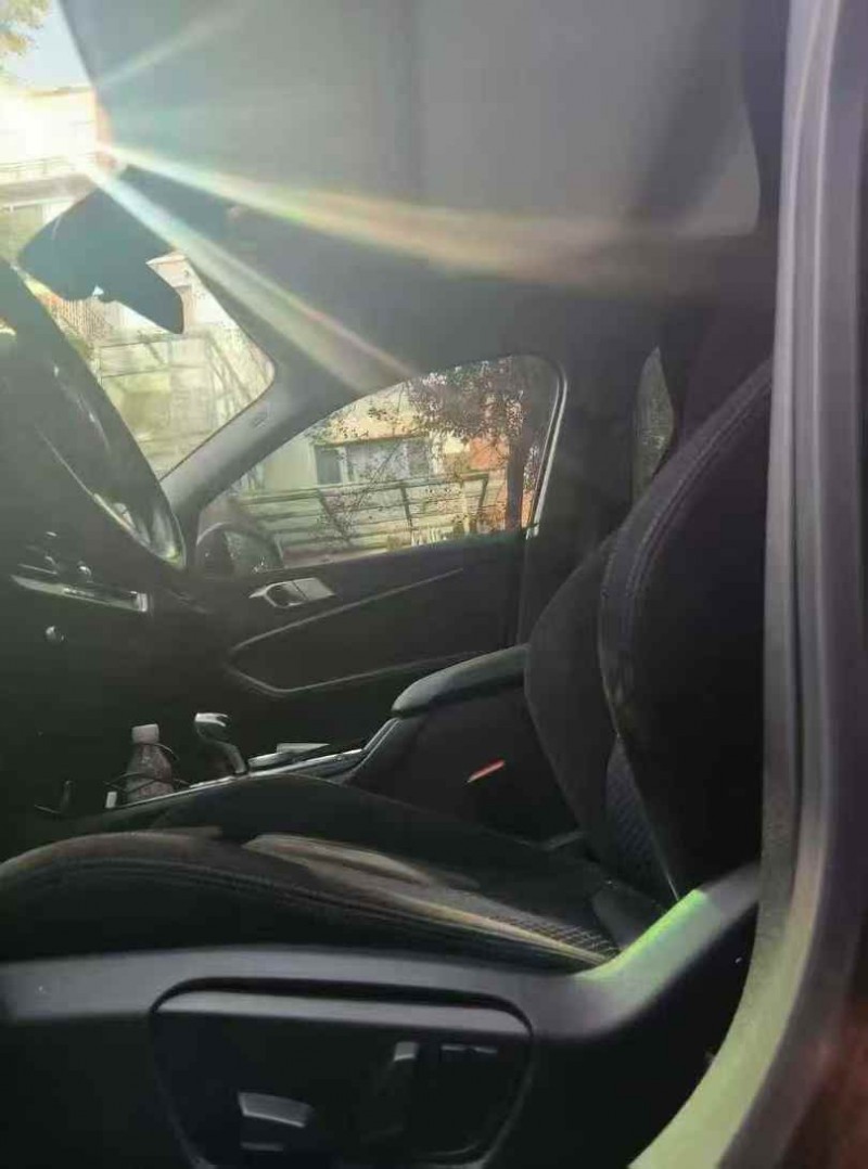 宜昌23年宝马2系5