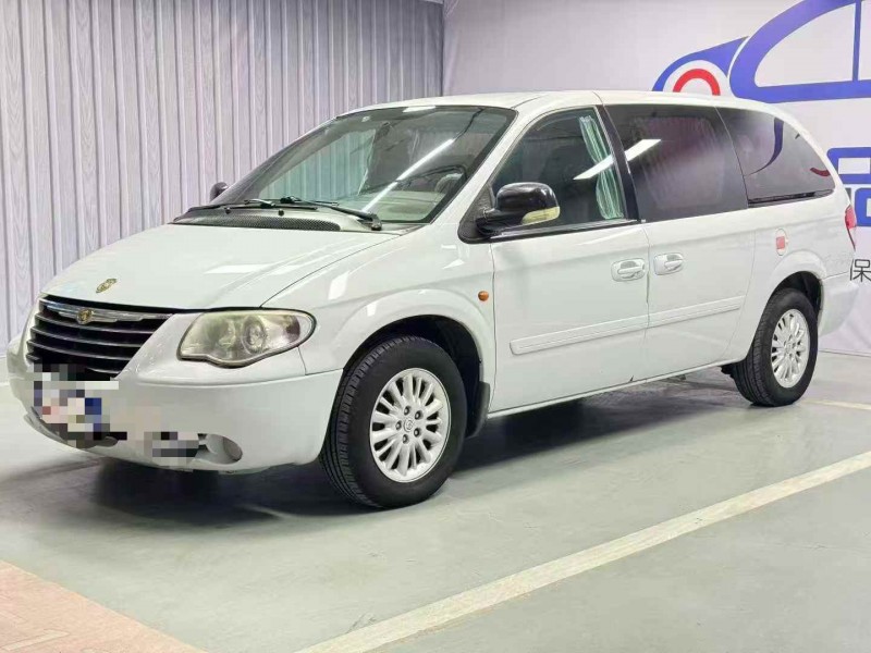 北京13年克莱斯勒大捷龙3