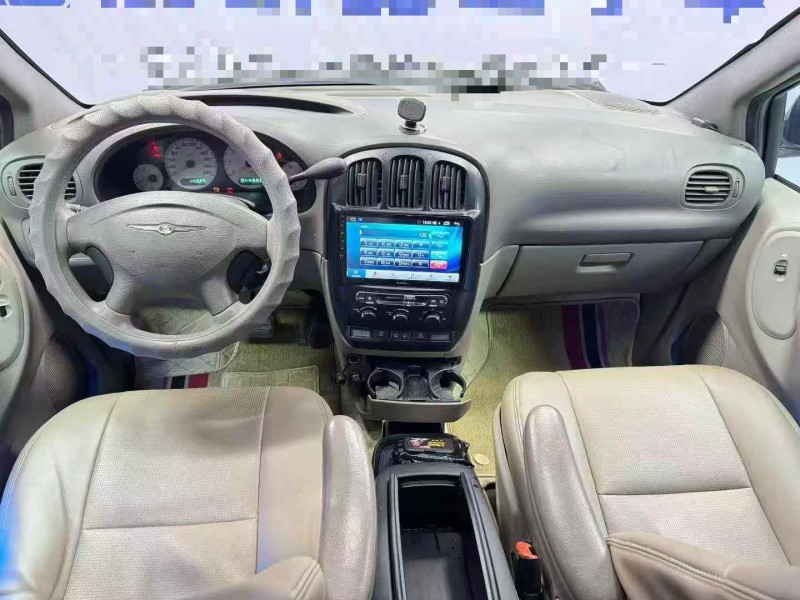 北京13年克莱斯勒大捷龙4