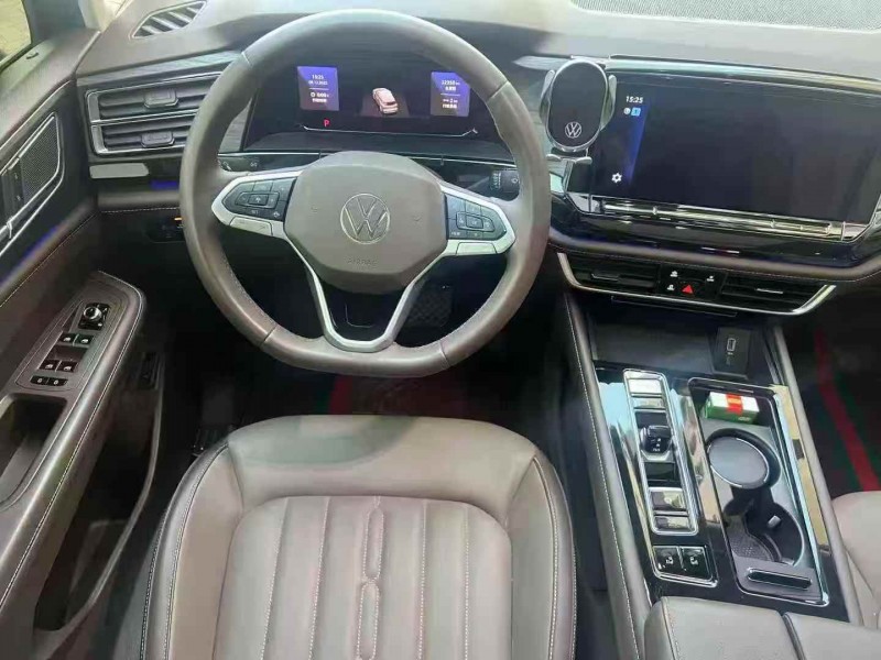 保定23年大众威然5