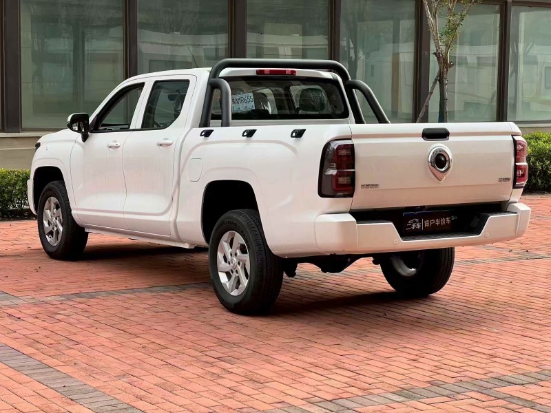 郑州25年长城汽车炮 皮卡8