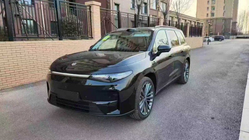 秦皇岛25年零跑汽车C162