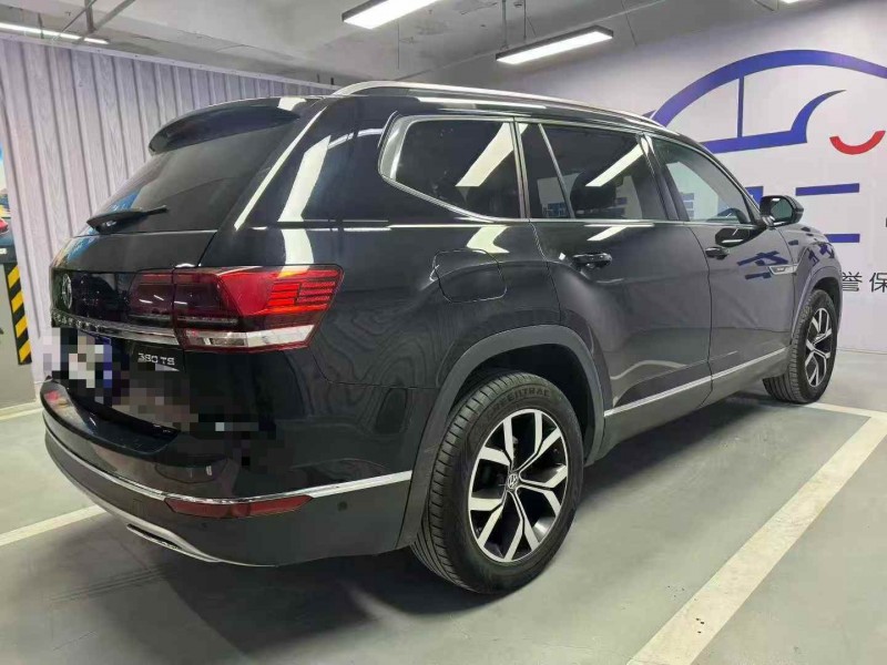 北京17年大众途昂8