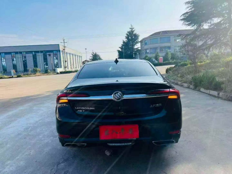 烟台19年别克君越9