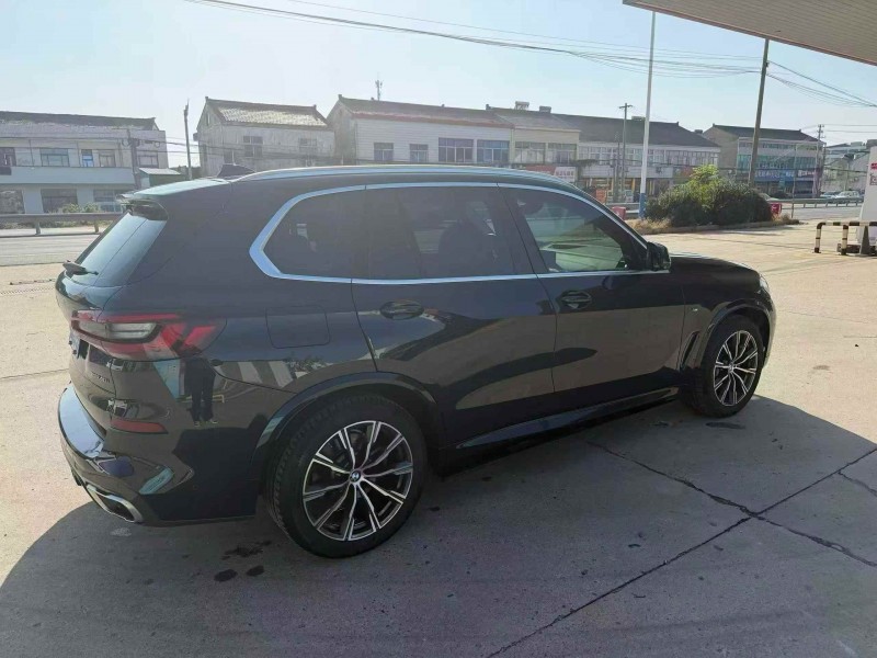 苏州20年宝马X58