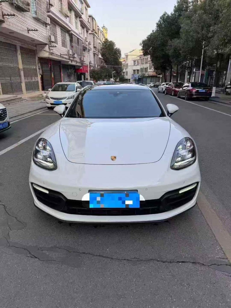 常德22年保时捷帕拉梅拉1