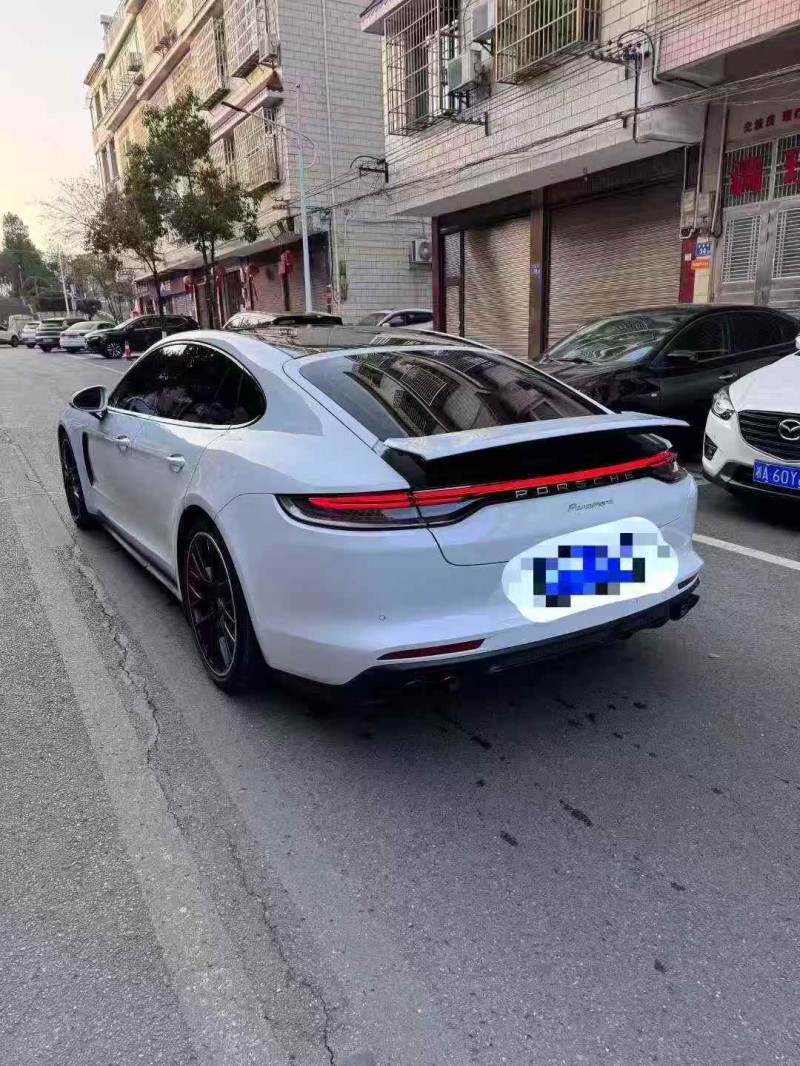 常德22年保时捷帕拉梅拉7