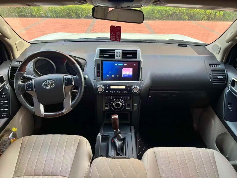 郑州14年丰田普拉多5