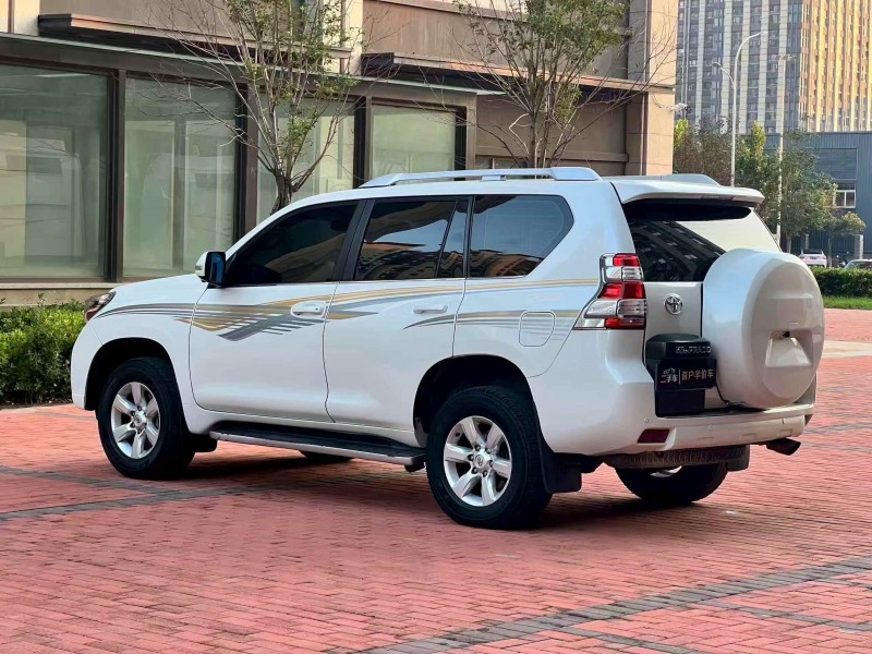 郑州14年丰田普拉多7
