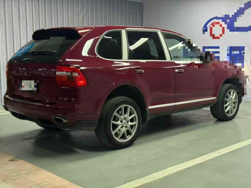 北京09年保时捷卡宴8