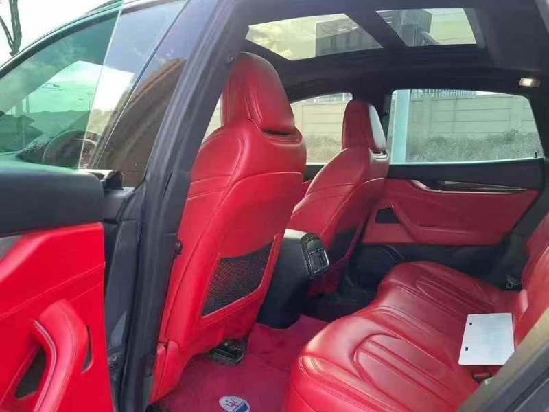 安阳18年玛莎拉蒂Levante5