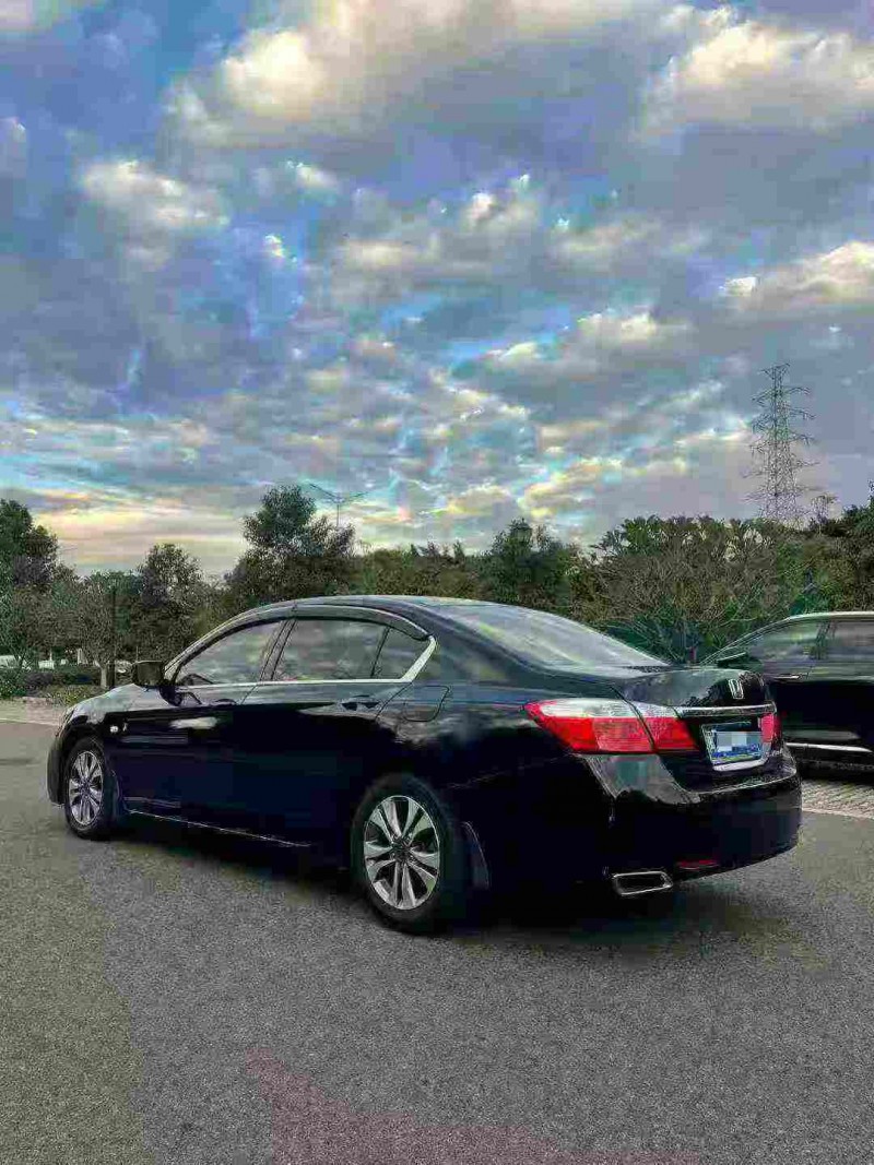 莆田16年本田雅阁6