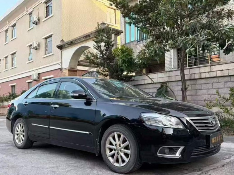 东莞11年丰田凯美瑞3