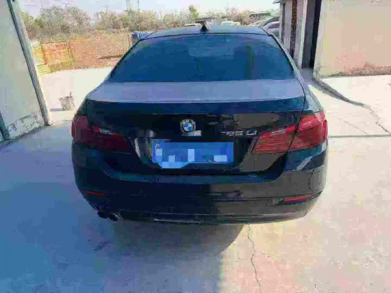 济宁15年宝马5系9