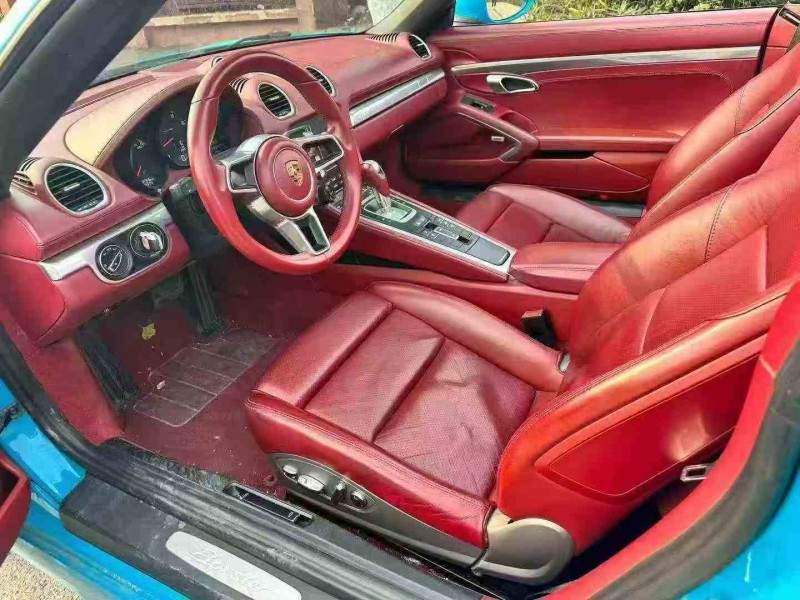 重庆18年保时捷7185