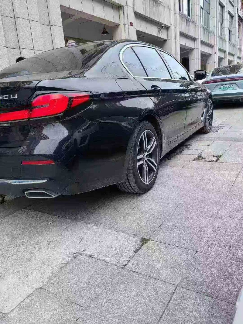 马鞍山21年宝马5系8