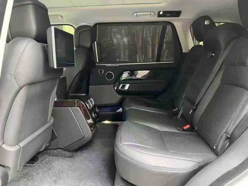 重庆20年路虎揽胜行政5