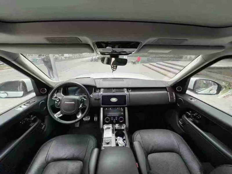 重庆20年路虎揽胜行政6