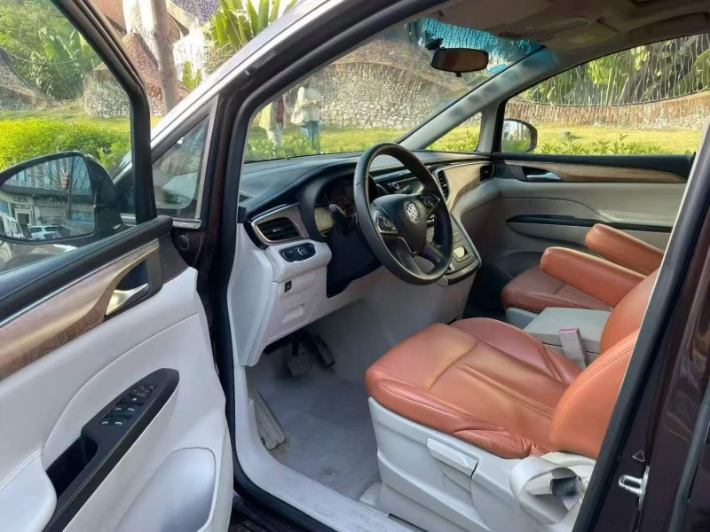 广州16年别克GL84