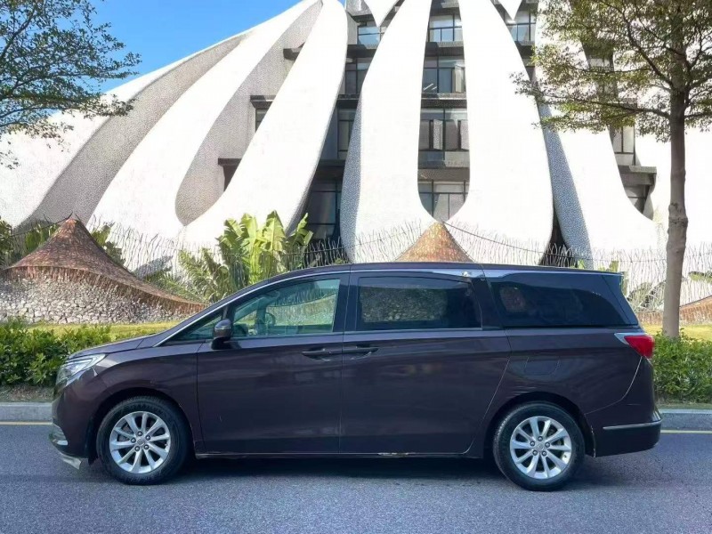 广州16年别克GL87