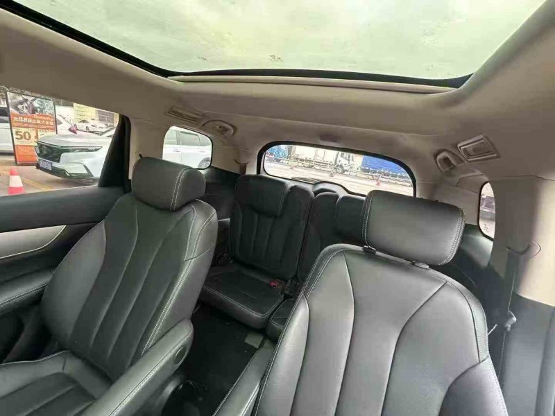 汕头21年比亚迪宋MAX9