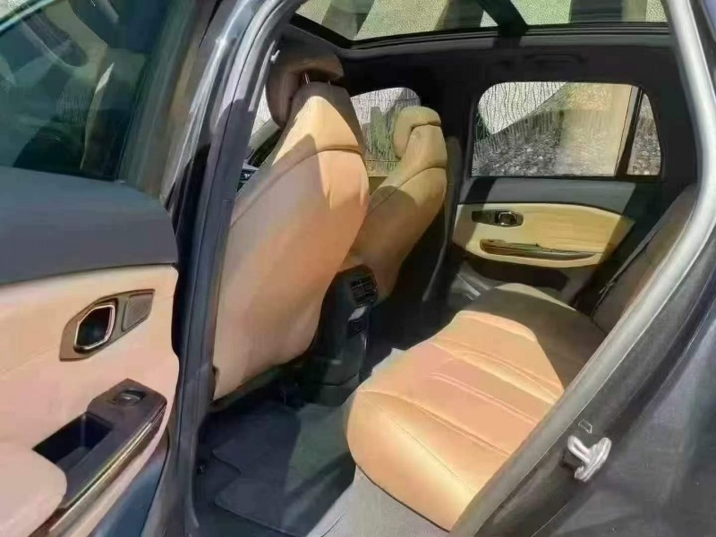 广州21年蔚来ES68