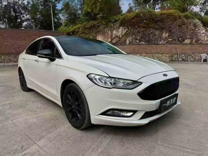 汕头17年福特蒙迪欧2