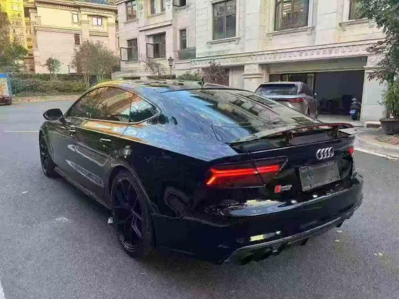 珠海17年奥迪S77