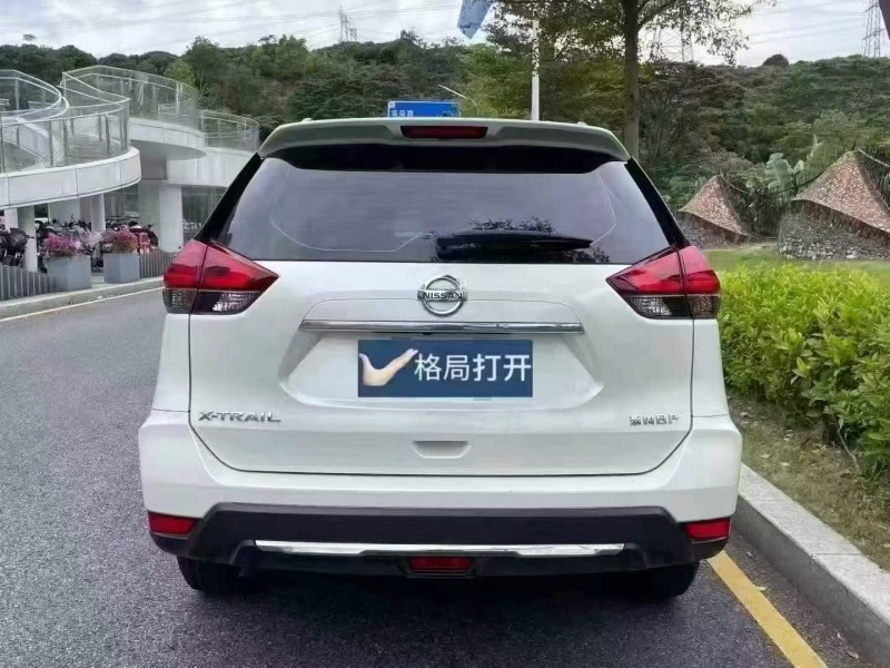 徐州25年日产奇骏9