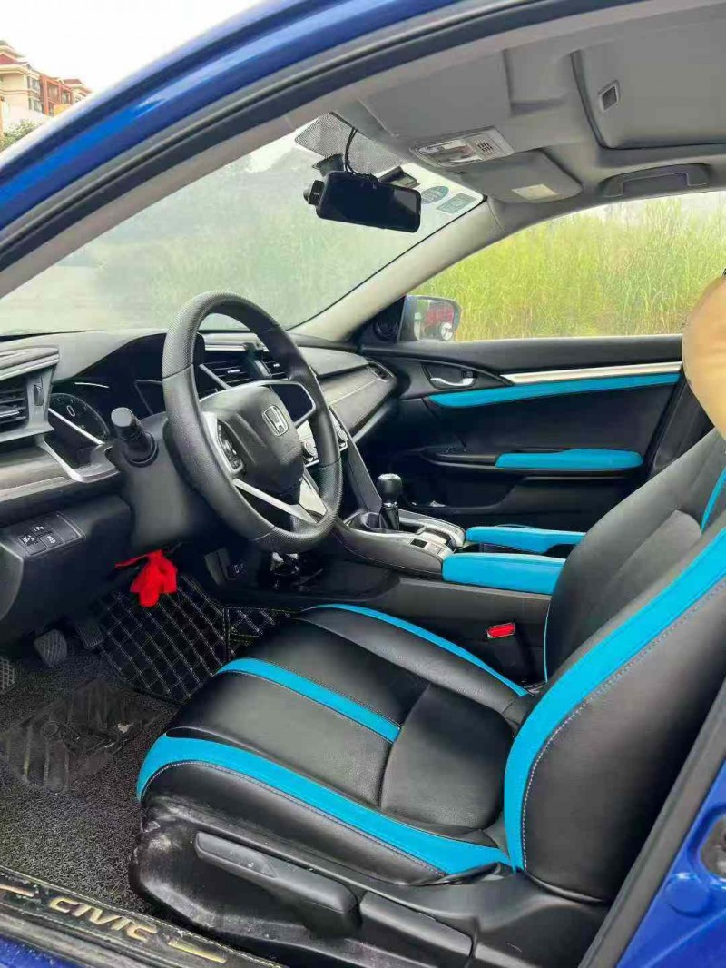 百色19年本田思域3