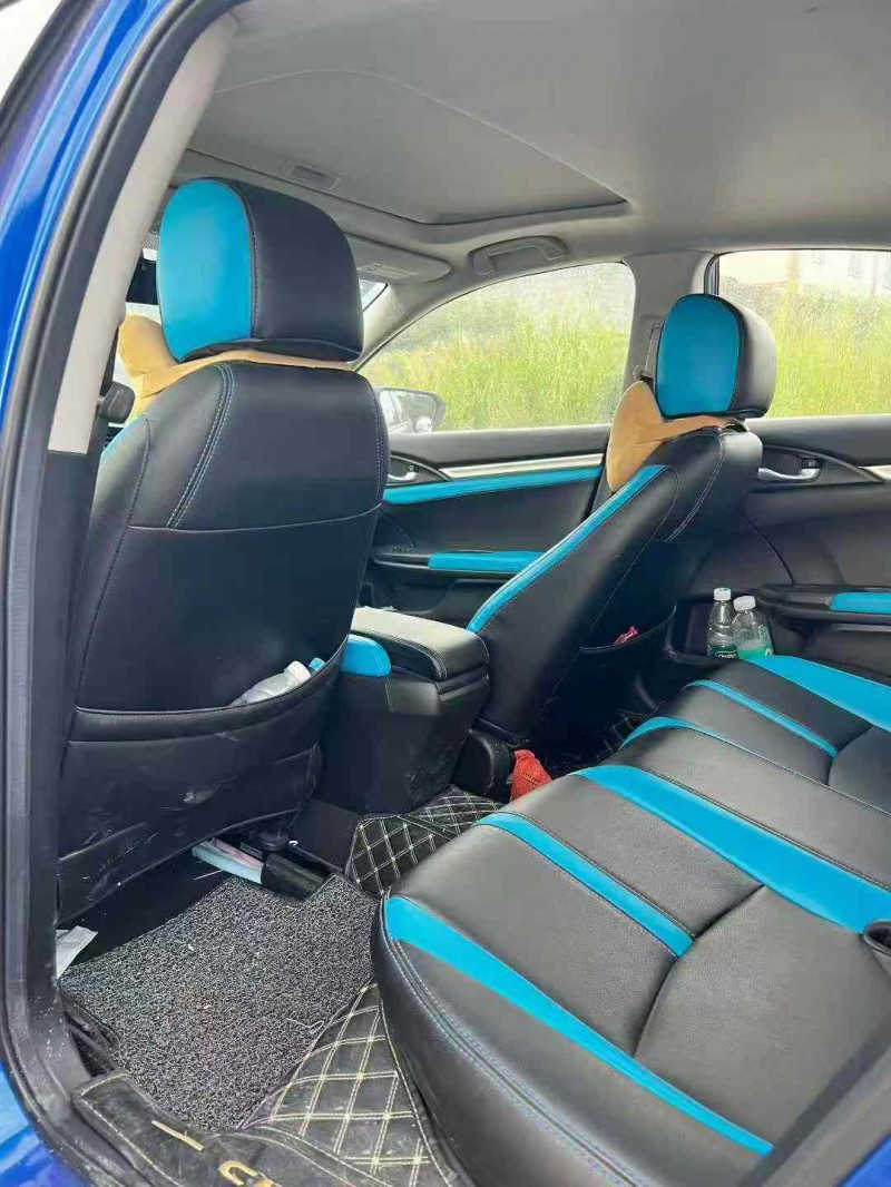 百色19年本田思域5