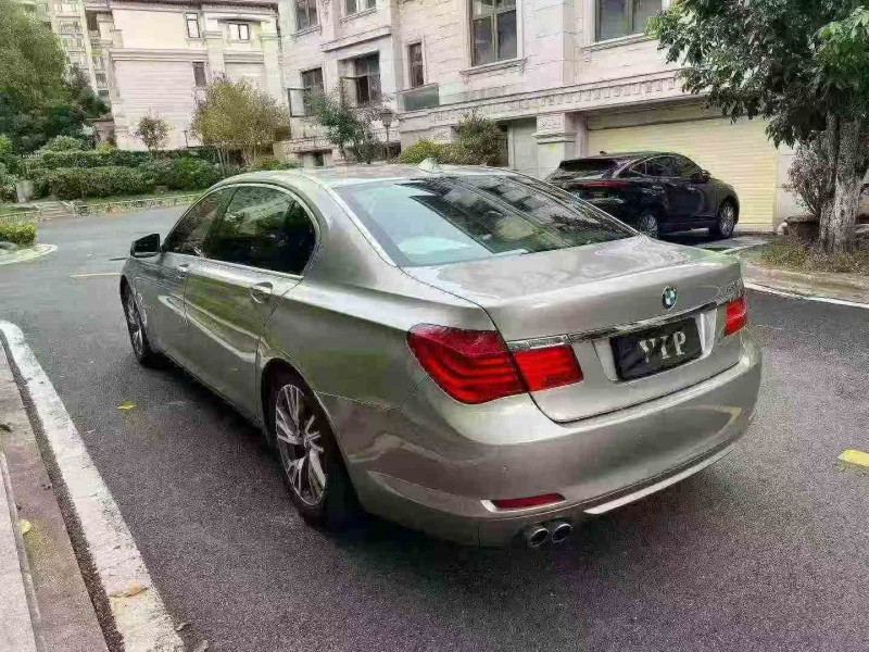 湛江20年宝马7系7