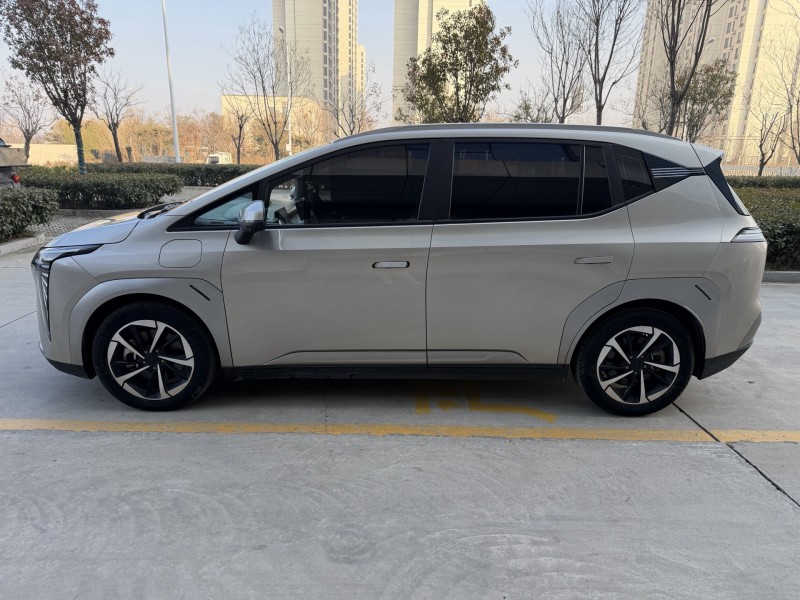 济宁23年传祺埃安Y8