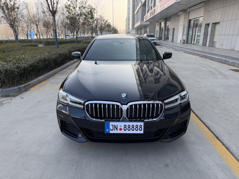 济宁22年宝马5系1