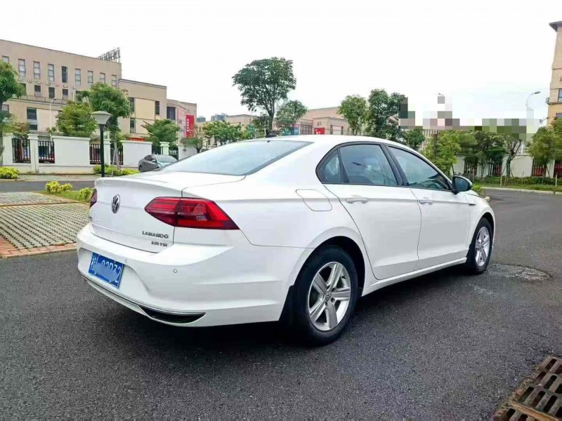 百色21年大众凌渡6