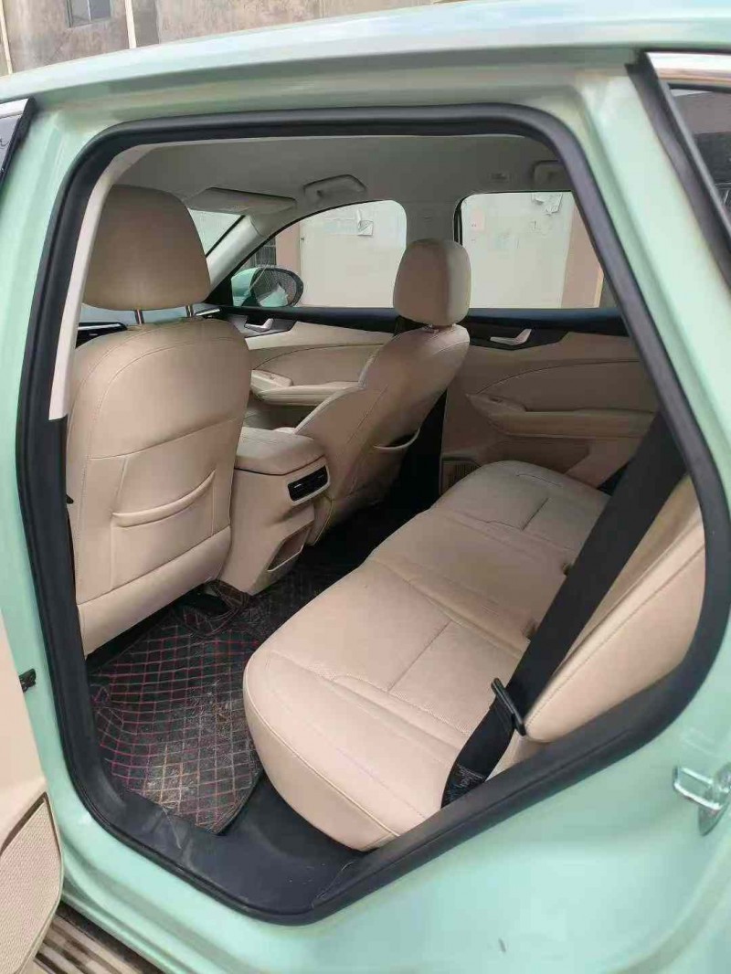 百色24年凯翼昆仑6