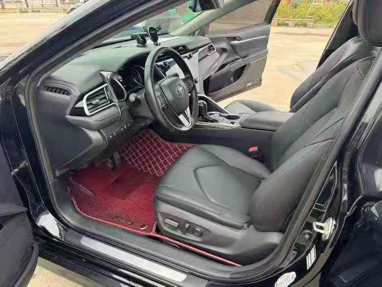 徐州19年丰田凯美瑞3