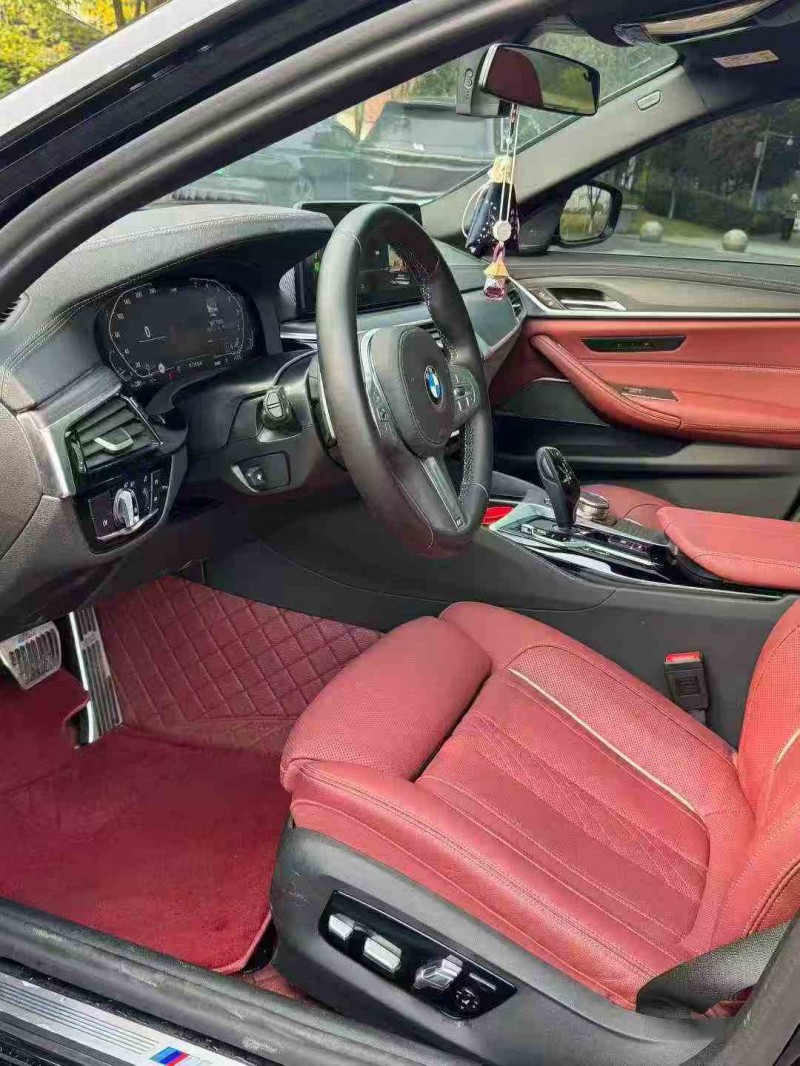 重庆23年宝马5系5