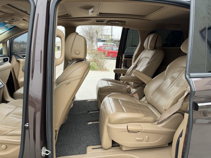 徐州17年别克GL86