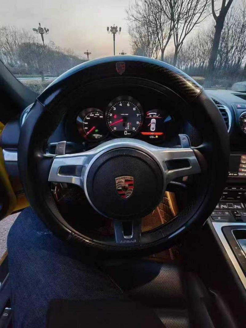 石家庄13年保时捷卡曼5