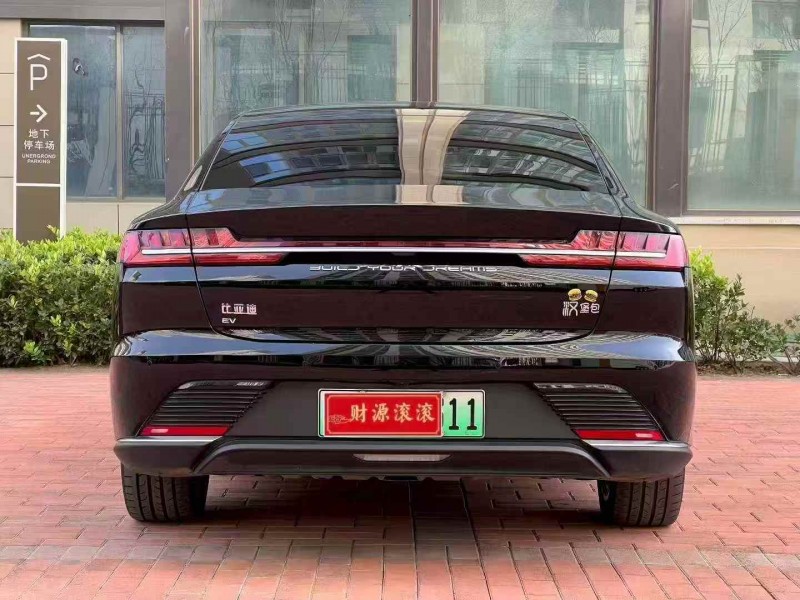 郑州22年比亚迪汉8