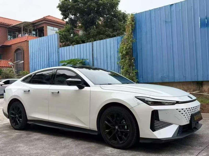 东莞24年长安汽车UNI3