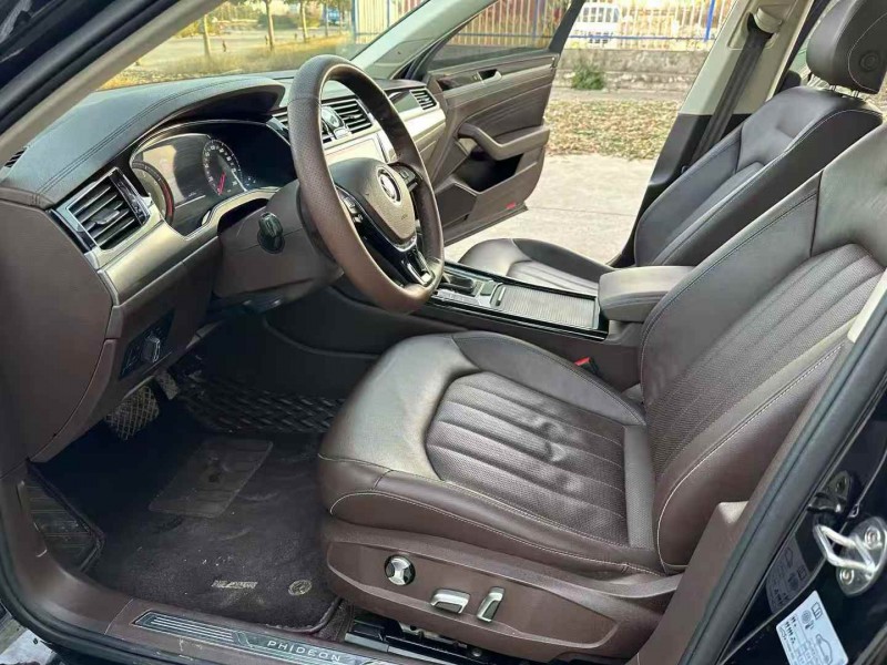 徐州21年大众辉昂4