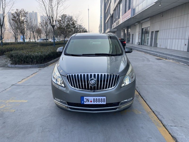 济宁13年别克GL81