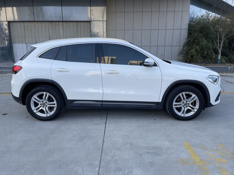 济宁20年奔驰GLA7