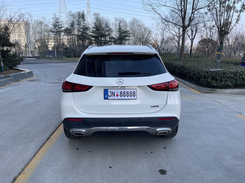 济宁20年奔驰GLA9