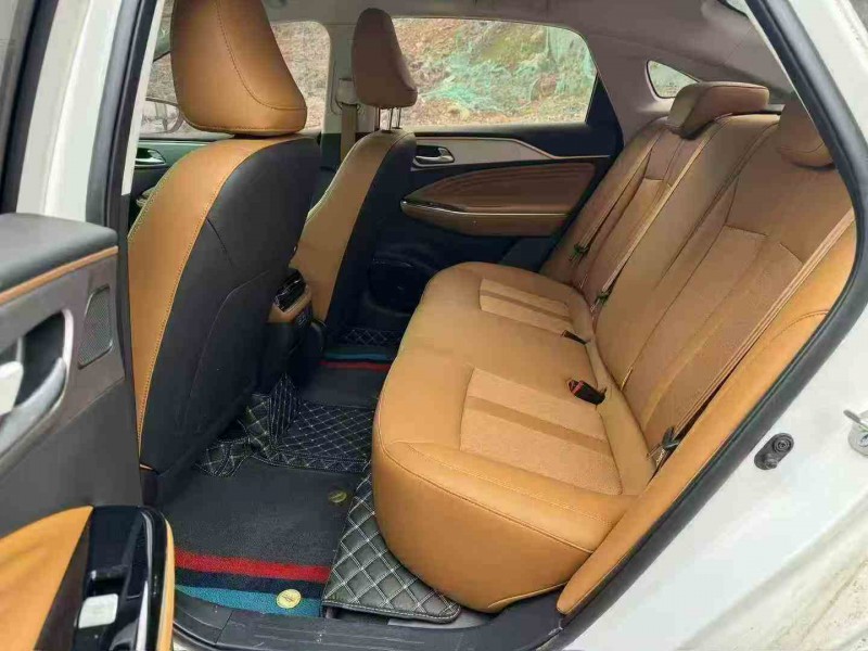 咸阳24年传祺埃安S6