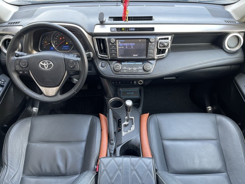 济宁14年丰田RAV44