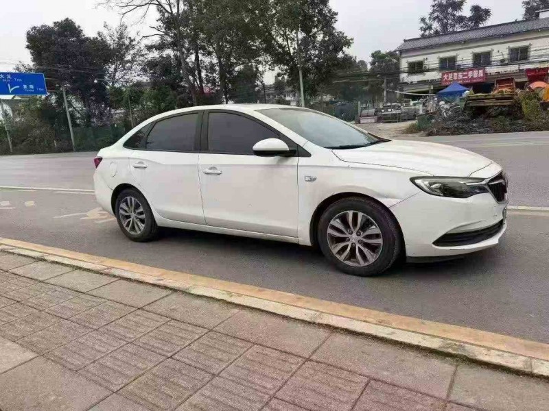 重庆21年别克英朗2