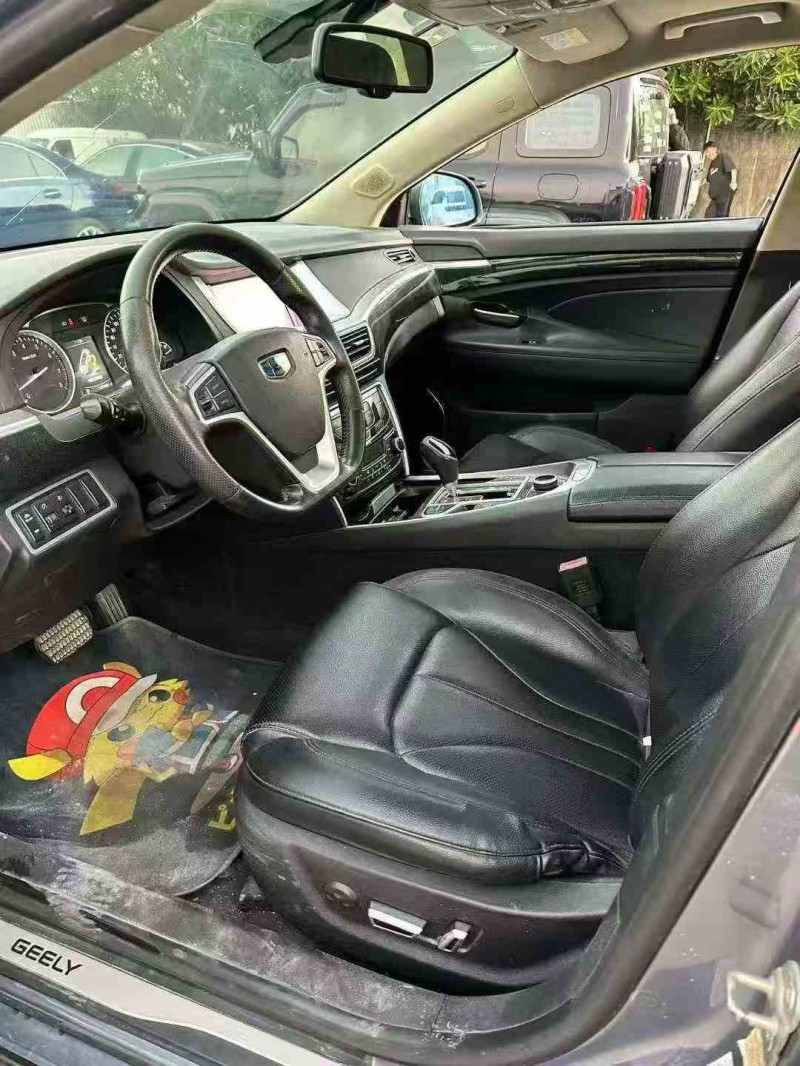 汕头16年吉利博瑞4